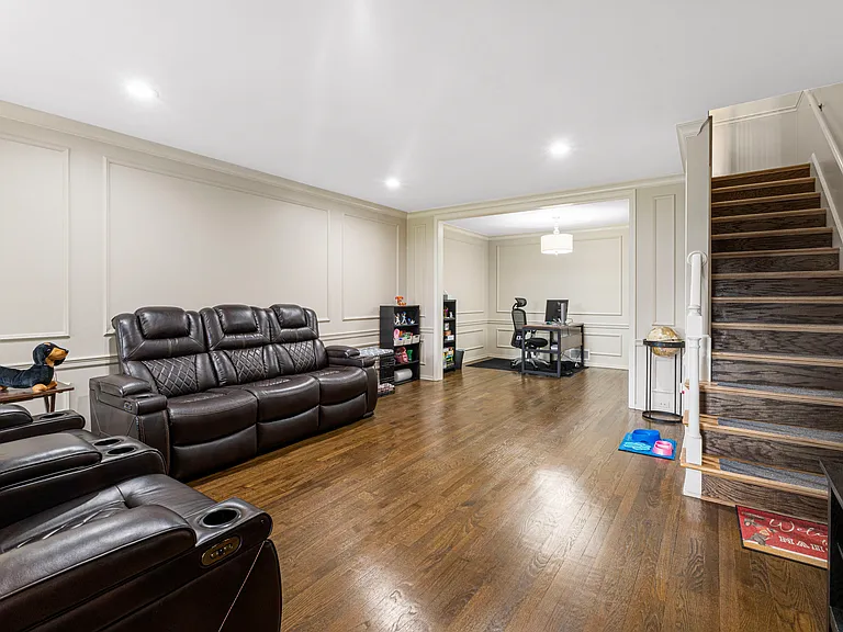 8383 Somerset Dr — Photo 5