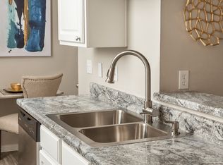 Highland Ridge, Overland Park, KS 66210