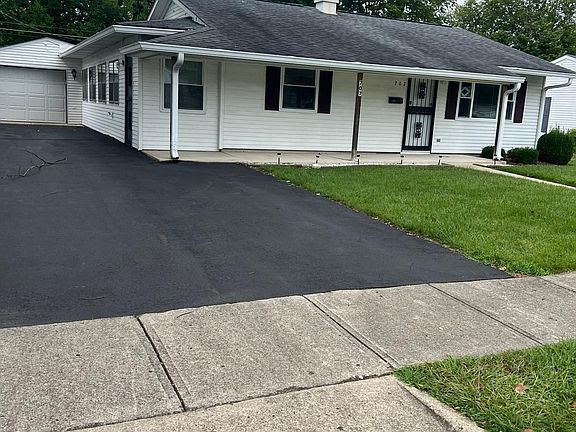 2nd image of 707 Eberhart Dr