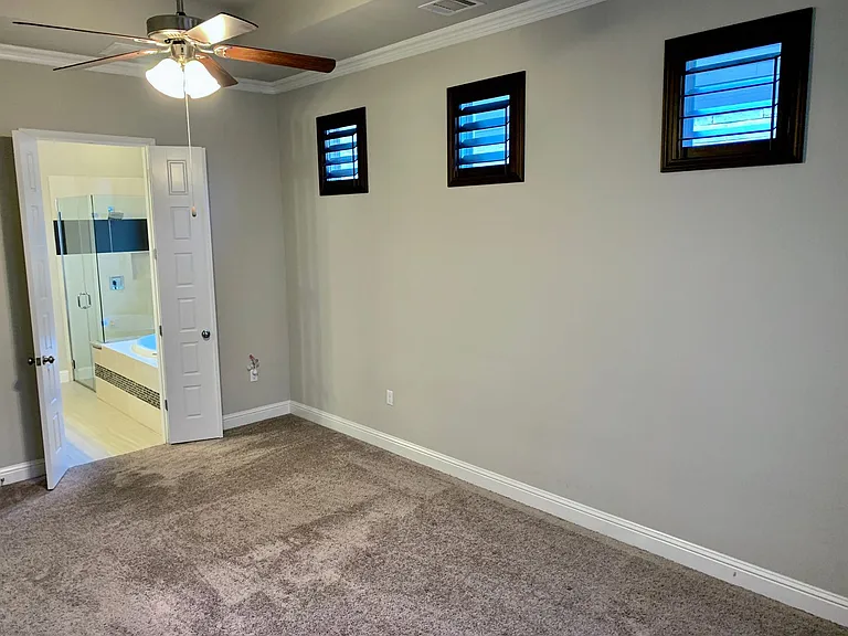 15420 Iveans Way — Photo 16