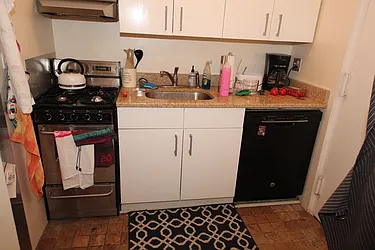 Rented by Bien Realty Ltd