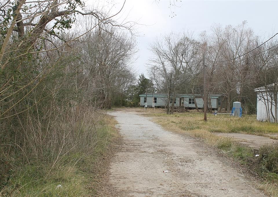 1st image of 4627 Highway 90