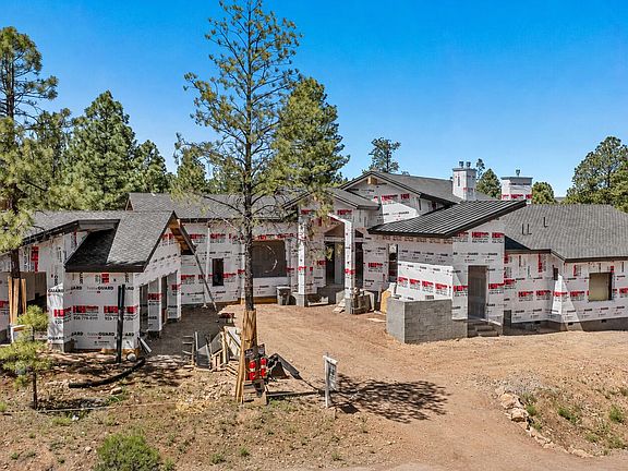 2nd image of 3563 S CLUBHOUSE Circle #122