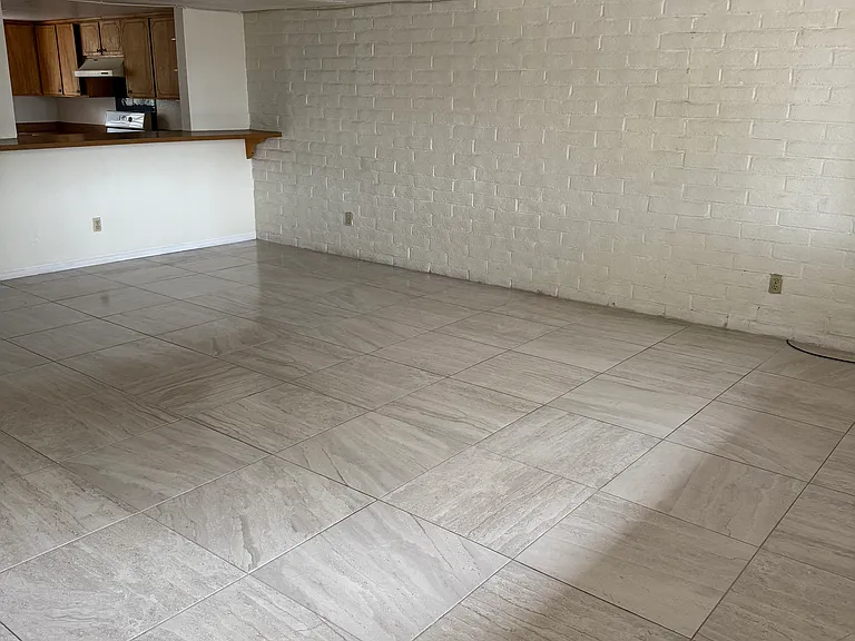 797 W Mesa Verde Dr #11 — Photo 4