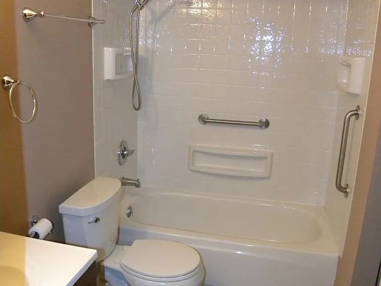 4820 S 187th Pl #C204 — Photo 9