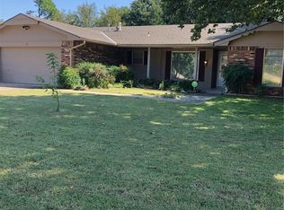 11 N Gilpin Ave, Shawnee, OK 74804