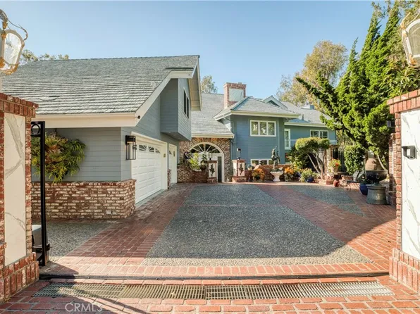 1 Royal Saint George Rd, Newport Beach, CA 92660