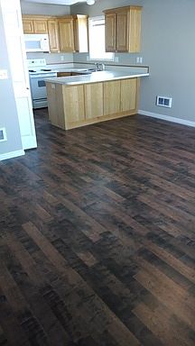 2nd image of 901 Everett Pl APT 4