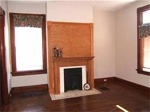 5th image of 6202 Erie Ave