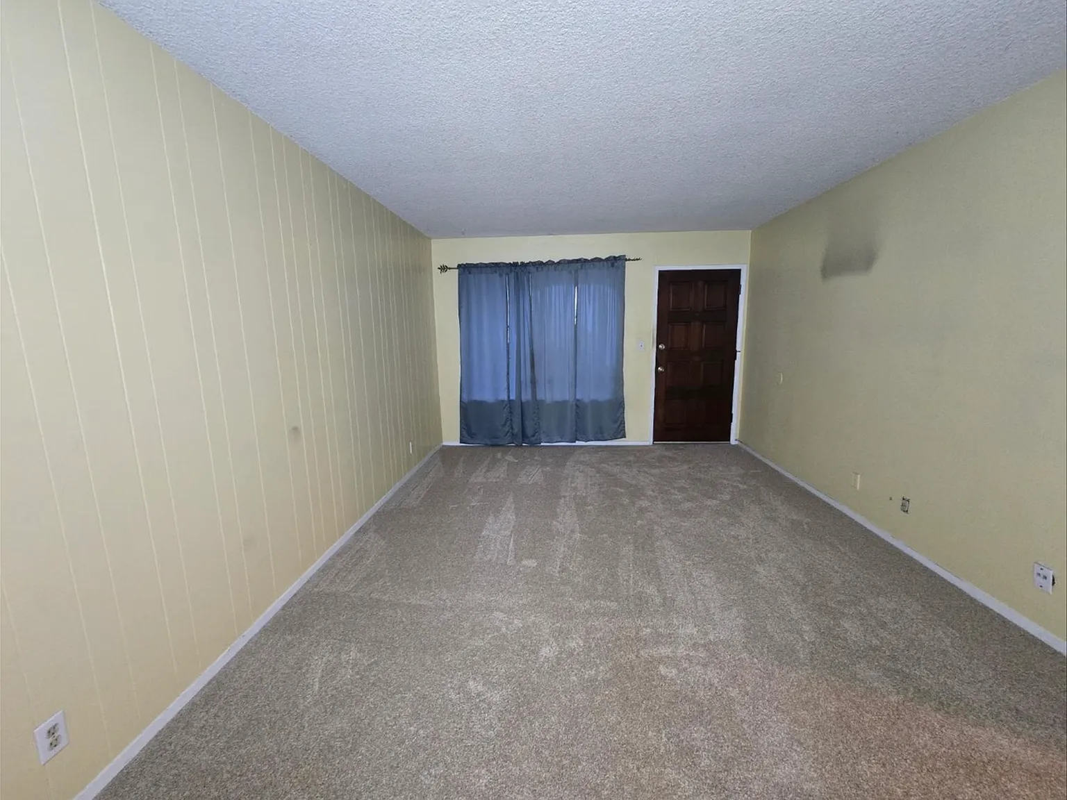 2 bed, 744 sqft, $1,450 — Photo 3