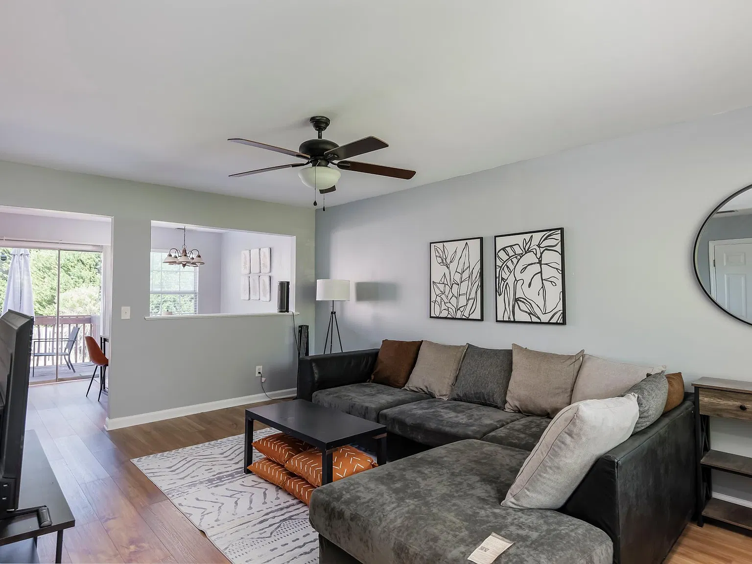105 Curvewood Rd — Photo 2