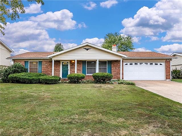 1st image of 5113 Sheila Dr