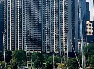400 E Randolph St APT 2022, Chicago, IL 60601