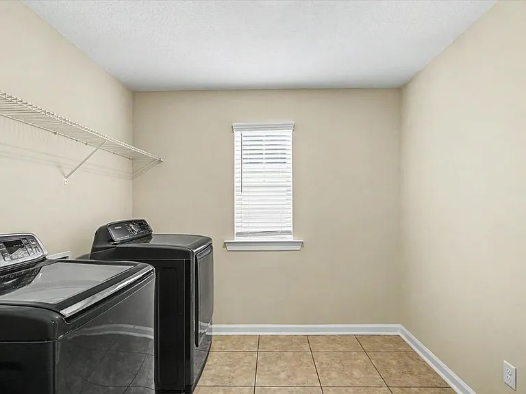346 Coconut Dr — Photo 23