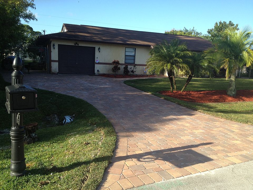2nd image of 2280 SE Gaslight St