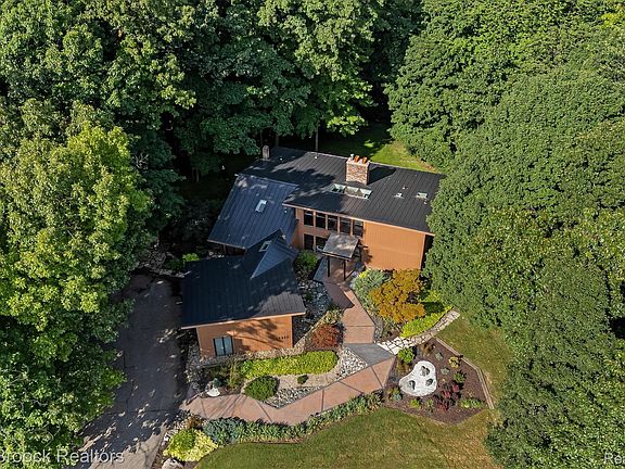 4th image of 1211 Kensington Rd