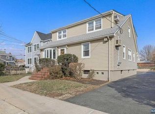 101 Lester St, Wallington, NJ 07057