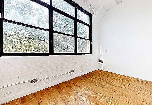 5th image of 59 Bogart St #220