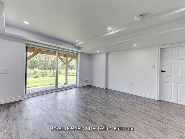 103 Bremner St #BASEMENT — Photo 7