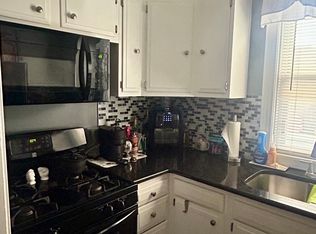 18-20 Spencer St #1, New Bedford, MA 02740