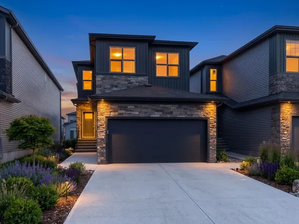 117 Garneau Gate, Spruce Grove, AB T7X 2Y6