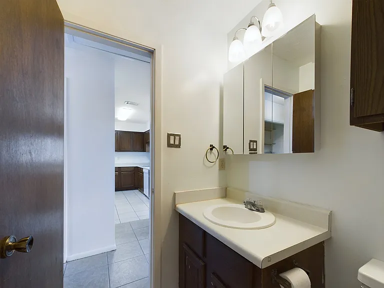 1601 George Bush Dr E #B — Photo 18