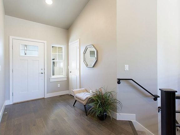 2nd image of 2526 Blue Moon Ct