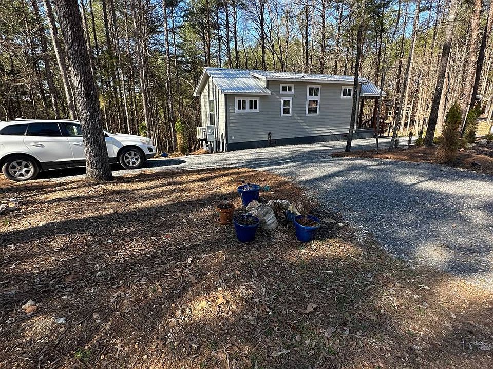 1st image of 1113 Henderson Cir #8