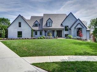 11413 Manor Rd, Leawood, KS 66211
