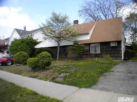 1st image of 43 Bamboo Ln