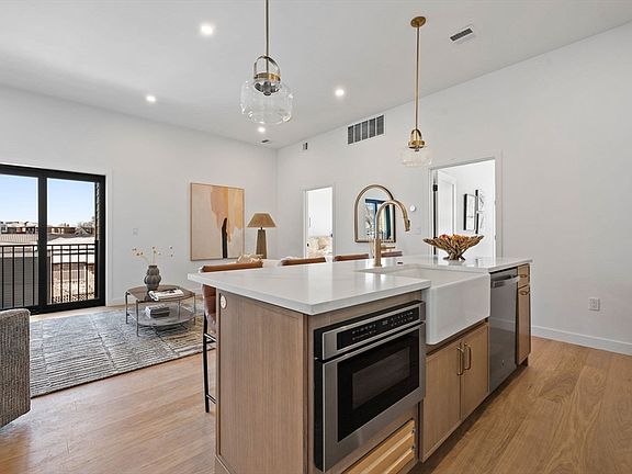 5th image of 125 Addison St #206