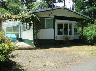 86 Outer Dr, Florence, OR 97439