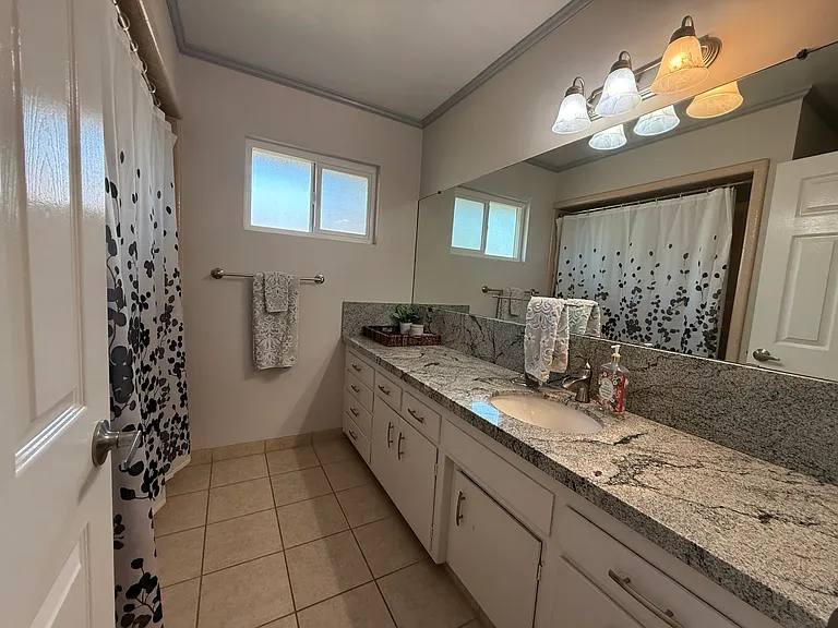 6201 Carter Ave — Photo 11