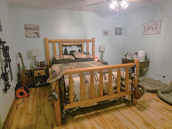 5th image of 90 Aubrey Ln