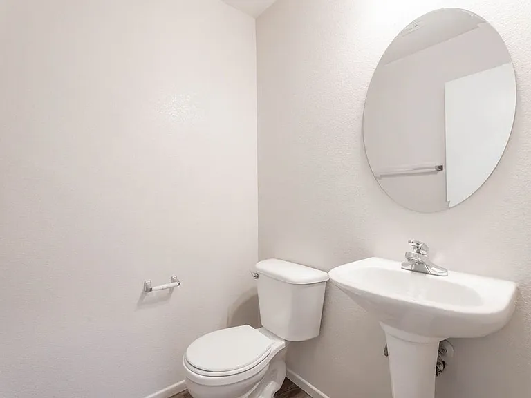 5531 Doubleday St — Photo 9