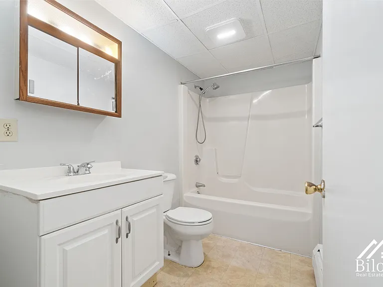 311 Jencks St — Photo 8