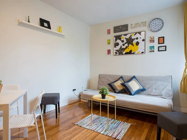 58 Queensberry St #21 — Photo 15