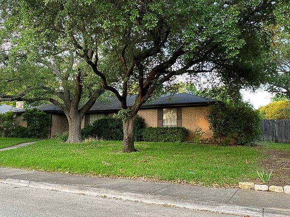 2nd image of 756 Juniper Ln