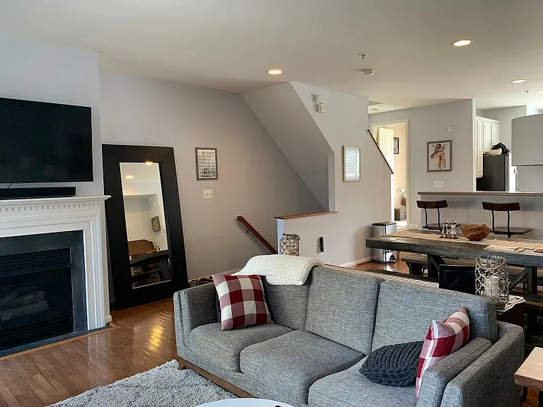 1227 V St NW — Photo 3