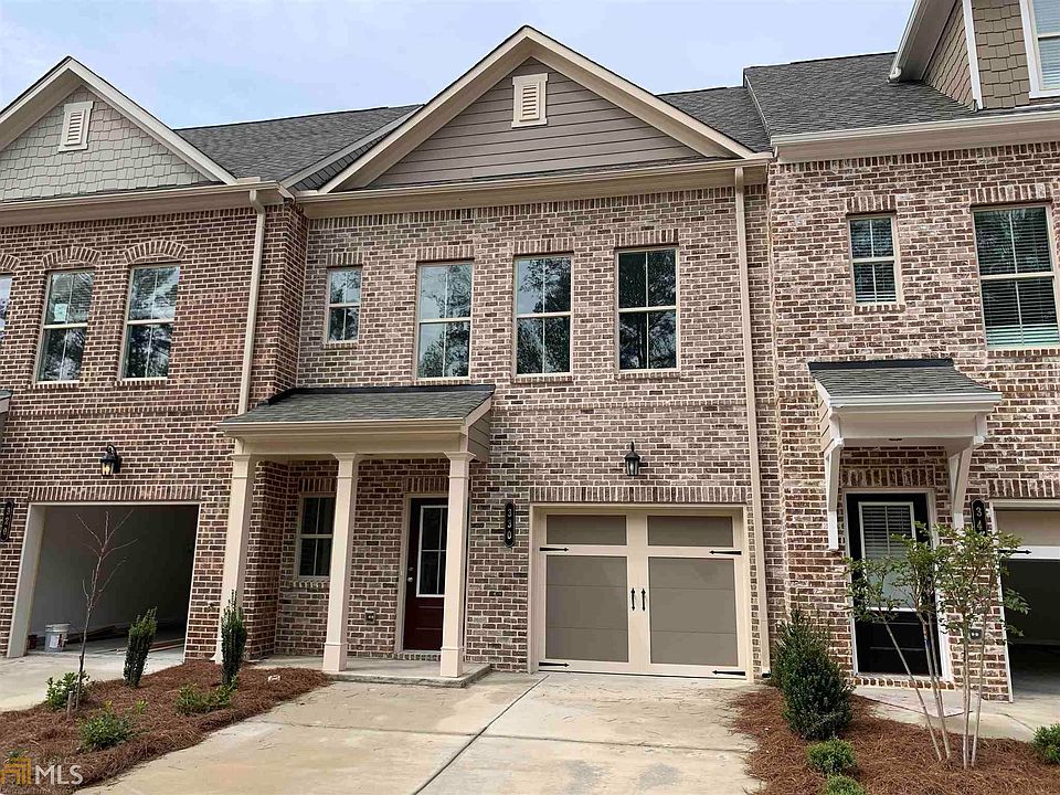 1st image of 330 Mahone Dr #33