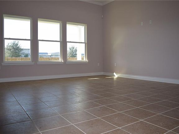 5th image of 3109 Cowboys Ct