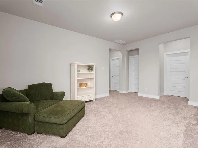 359 Mallorn Ln — Photo 23