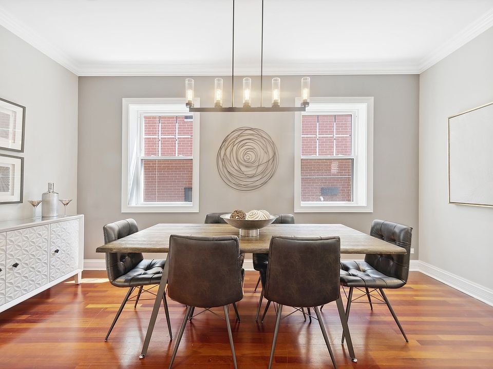 DiningRoom