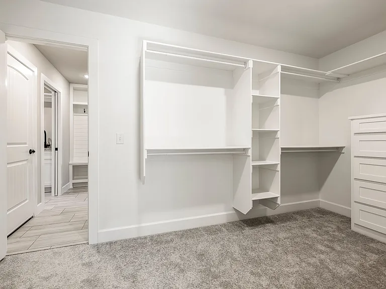 34 Taransay Dr — Photo 12