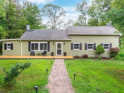 25 E Shore Lake Owassa Rd, Newton, NJ, 07860