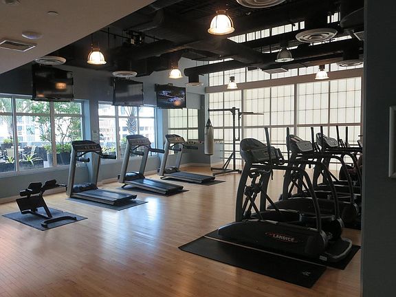 5th image of 1250 S Miami Ave Floor 23
