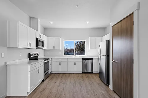 Mallon Apartments Photo 1