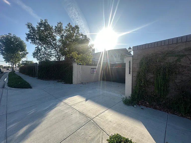 1313 N Brookhurst St — Photo 31