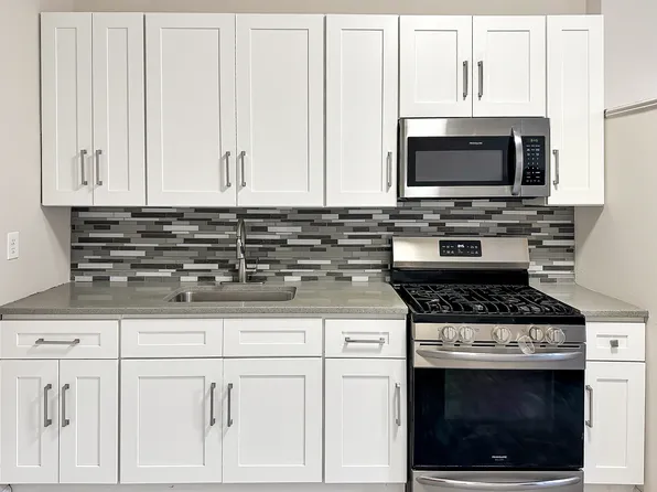 227-229 Washington Street image 4 of 16