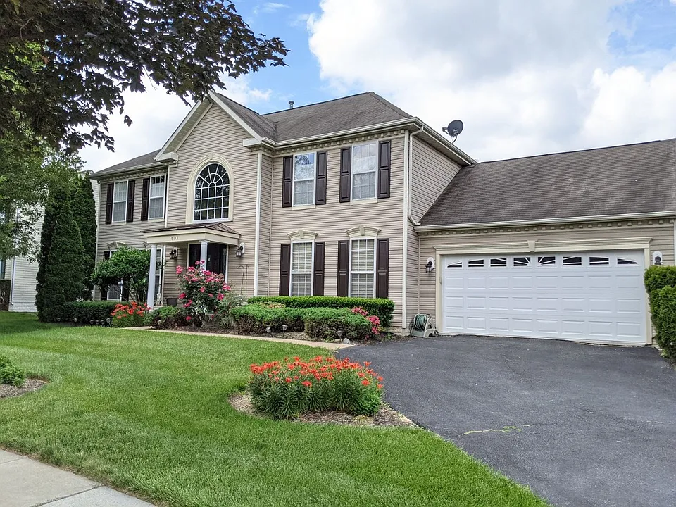 403 McClellan Dr
